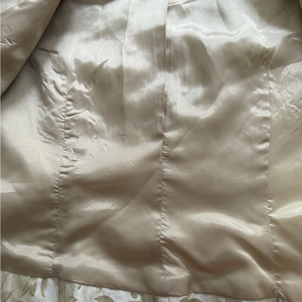 JS Collections  8P Gold Beaded Jacket! Button down , fitted ! High end l… - Picture 13 of 14